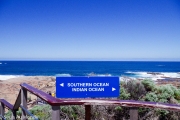 La pointe Leeuwin qui sépare l'océan Indien de l'Océan austral, comme indiqué sur le panneau